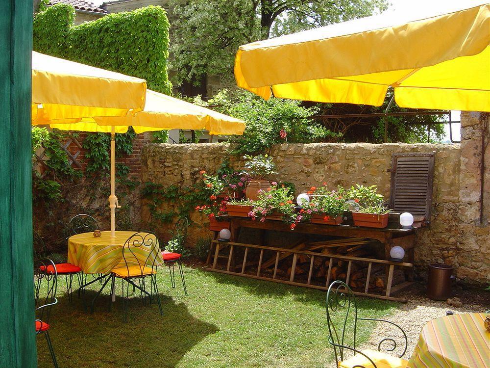 Logis Hotel Le Boudoir Belves Exterior photo