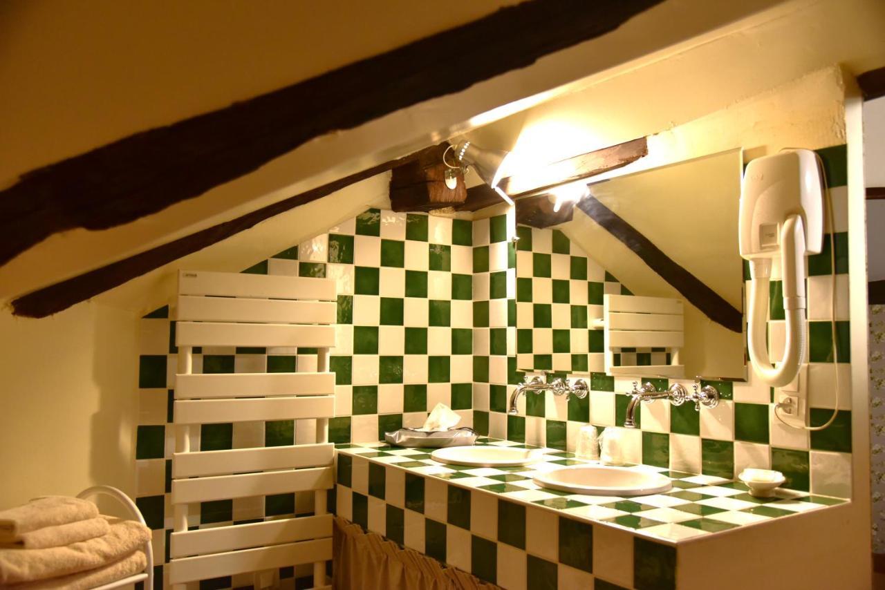 Logis Hotel Le Boudoir Belves Exterior photo
